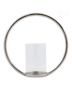 Dekor Deluxe stekleno-kovinski svečnik, visok 30 cm, iz srebrnega kovinskega ogrodja v krogu, spodaj pa steklen lonček za svečo.