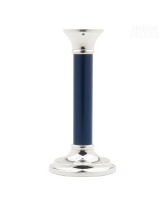 Dekor Deluxe - Svečnik visok 18 cm, za eno svečo, okrogel srebrni podstavek in vrhnji del, temno modri sredinski del, preproste linije.
