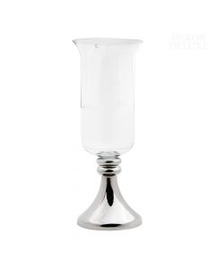 Dekor Deluxe svečnik visok 48 cm, za eno navadno ali čajno svečo, okrogel steklen okvir za svečo na okroglem srebrnem kovinskem podstavku.