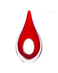 Dekor Deluxe rdeč steklen dekorativni predmet visok 28 cm, v obliki solze in z luknjo na sredini.