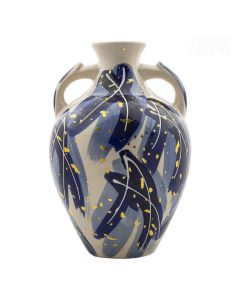 Dekor Deluxe bež keramična vaza v obliki amfore in z dvema ročajema, s črtastim in pikastim vzorcem modrih in rumenih barv, visoka 30 cm.
