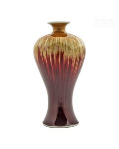 Dekor Deluxe keramična vaza z zoženim dnom, širšo sredino in zoženim grlom, rjavo-rdeče barve, visoka 28 cm.