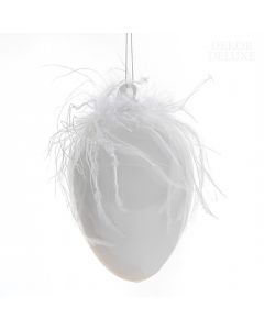 Dekor Deluxe bela steklena jajčka s puhastim belim perjem, ki je na vrhu pritrjeno skupaj z vrvico.