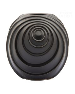 Dekor Deluxe črna keramična vaza, okrogla, z brazdastim vzorcem, visoka 16 cm.