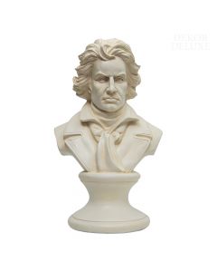 Skulptura figura doprsni kip Ludwig Van Beethoven z detajlnimi lasmi in obraznimi potezami v peščeni barvi na valjastem podstavku. 