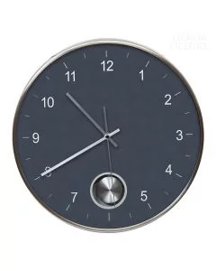 Dekor Deluxe okrogla stenska ura v minimalističnem slogu s srebrnim robom in temno sivim ozadjem ter mehanskim nihalom.