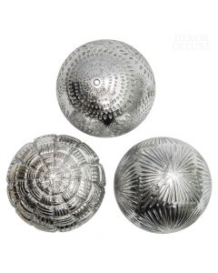Dekor Deluxe tri srebrne okrasne krogle velikosti 8 cm s tremi različnimi vtisnjenimi vzorci