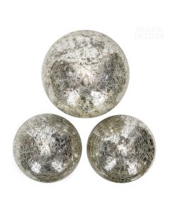 Dekor Deluxe set treh gladkih steklenih krogel srebrne barve z razpokanim videzom višine 9 do 12 cm.