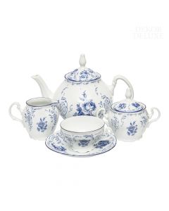 Dekor Deluxe 15 delni kavni servis bele barve iz vrhunskega porcelana s poslikavo modrega cvetja.