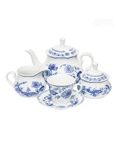 Dekor Deluxe 15 delni čajni servis bele barve iz vrhunskega porcelana z modro poslikavo čebulnega vzorca.