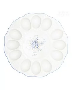 Dekor Deluxe pladenj za jajca premera 27 cm bele barve iz vrhunskega porcelana s poslikavo s spominčicami.