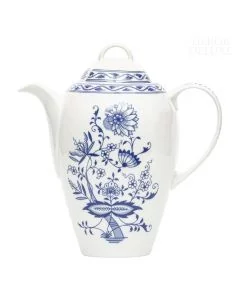 Dekor Deluxe kavnik prostornine 1,2 l s pokrovom bele barve iz vrhunskega porcelana s čebulnim vzorcem.