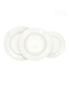 Dekor Deluxe 18 set krožnikov bele barve iz vrhunskega porcelana s subtilnimi reliefnimi ornamenti.