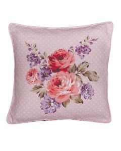 Dekore Deluxe prevleka za blazine v svetlo roznati-vijolicni barvi potiskani z velikim motivom rdecih vrtnic in vijolicnih roz na sprednji strani in vec malimi motivi pisanih rozic na zadnji strani. 
